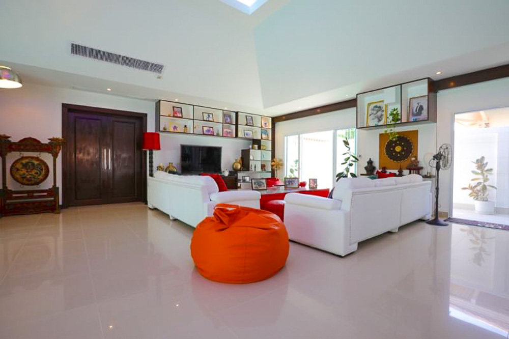 3-BR Family Residence-7