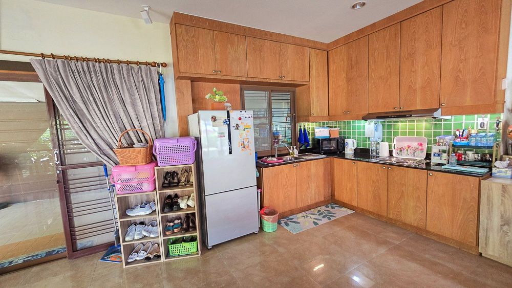 Barina Pattaya 4BR Single-Story House for Sale-10