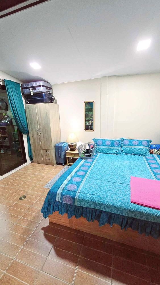 Barina Pattaya 4BR Single-Story House for Sale-14