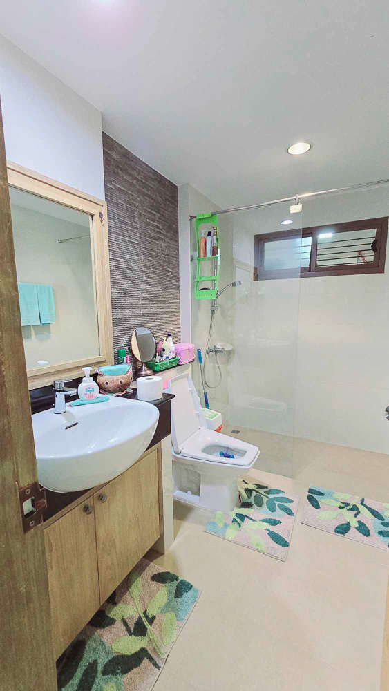 Barina Pattaya 4BR Single-Story House for Sale-15