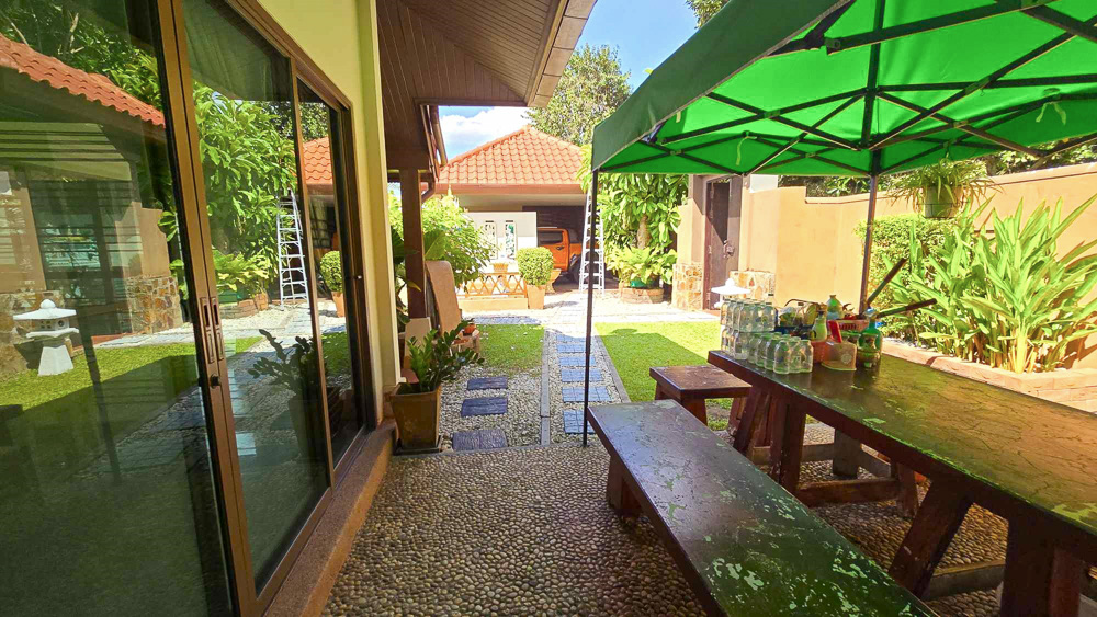 Barina Pattaya 4BR Single-Story House for Sale-8