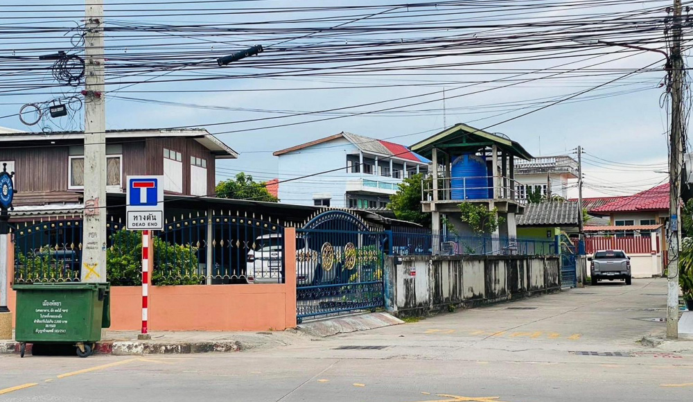 Commercial Red Zone Land for Sale on Thepprasit-3