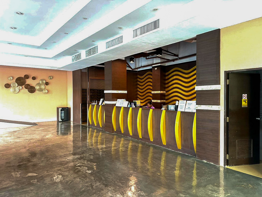 Crown Pattaya Beach Hotel-5