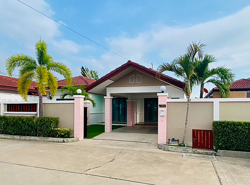 Family-Home-for-Sale-in-Huay-Yai-1