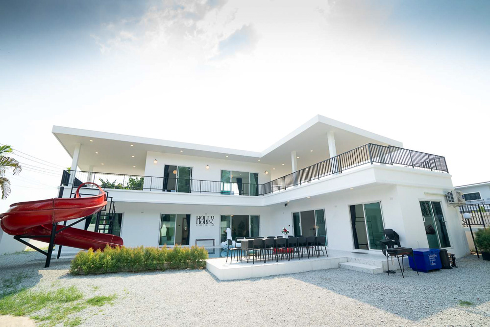 Grand 6-BR Luxury Villa-2