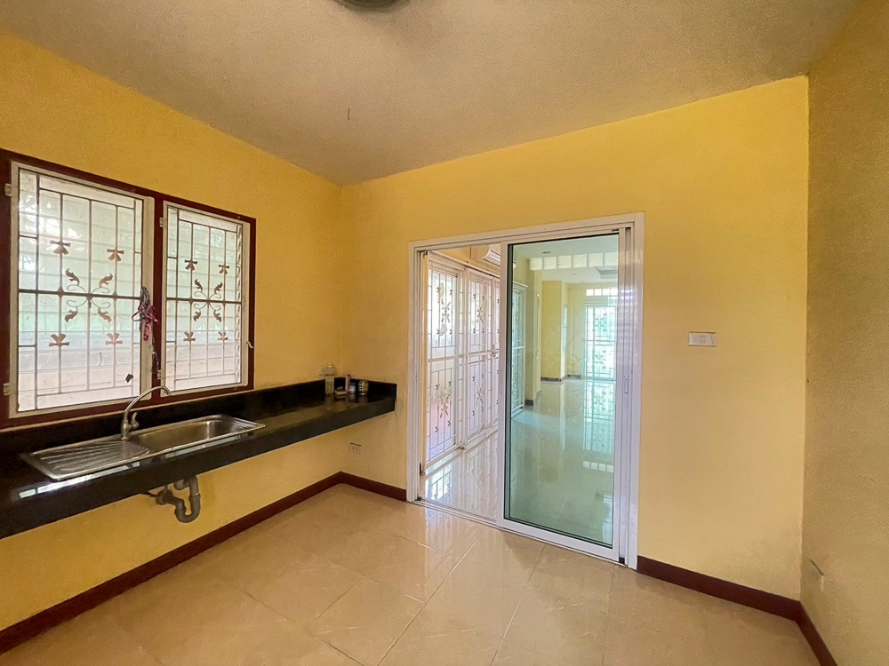 2-BR Rental Villa in East Naklua-10