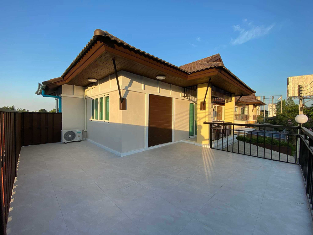 4-BR Family Villa for Sale near MIS-16