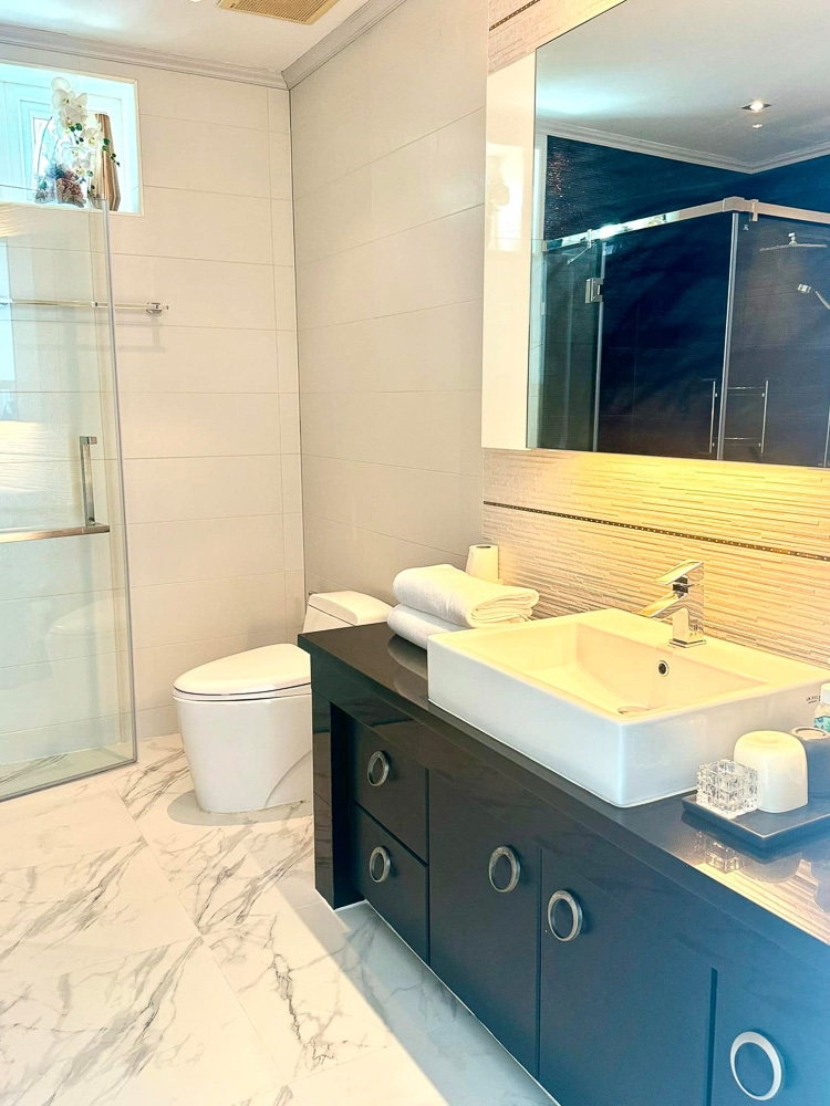 4-BR Modern Villa for Sale in Jomtien-12