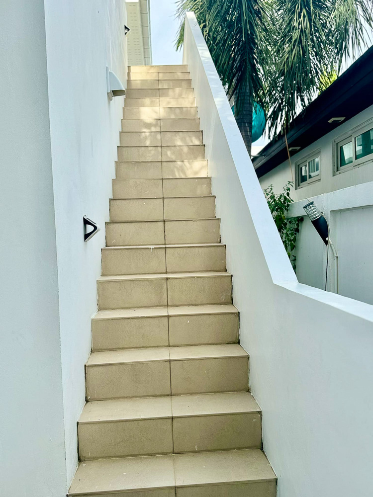 4-BR Modern Villa for Sale in Jomtien-15