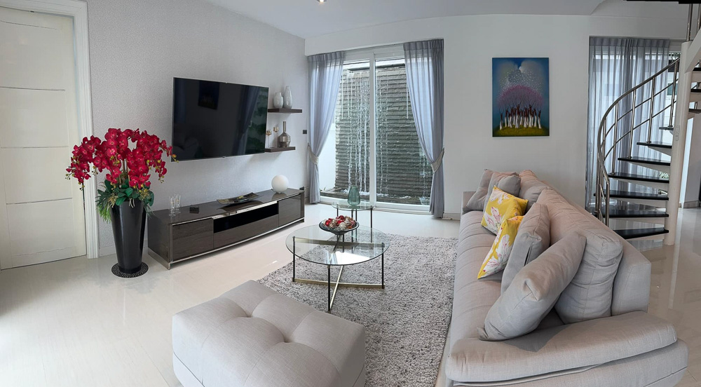 4-BR Modern Villa for Sale in Jomtien-5