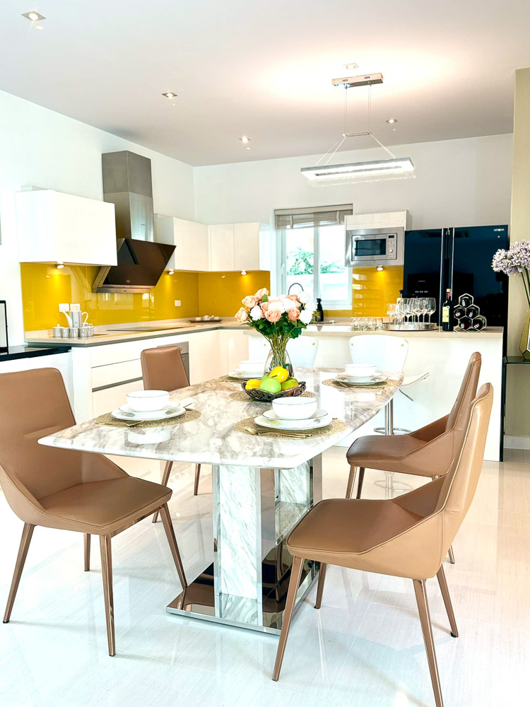 4-BR Modern Villa for Sale in Jomtien-8