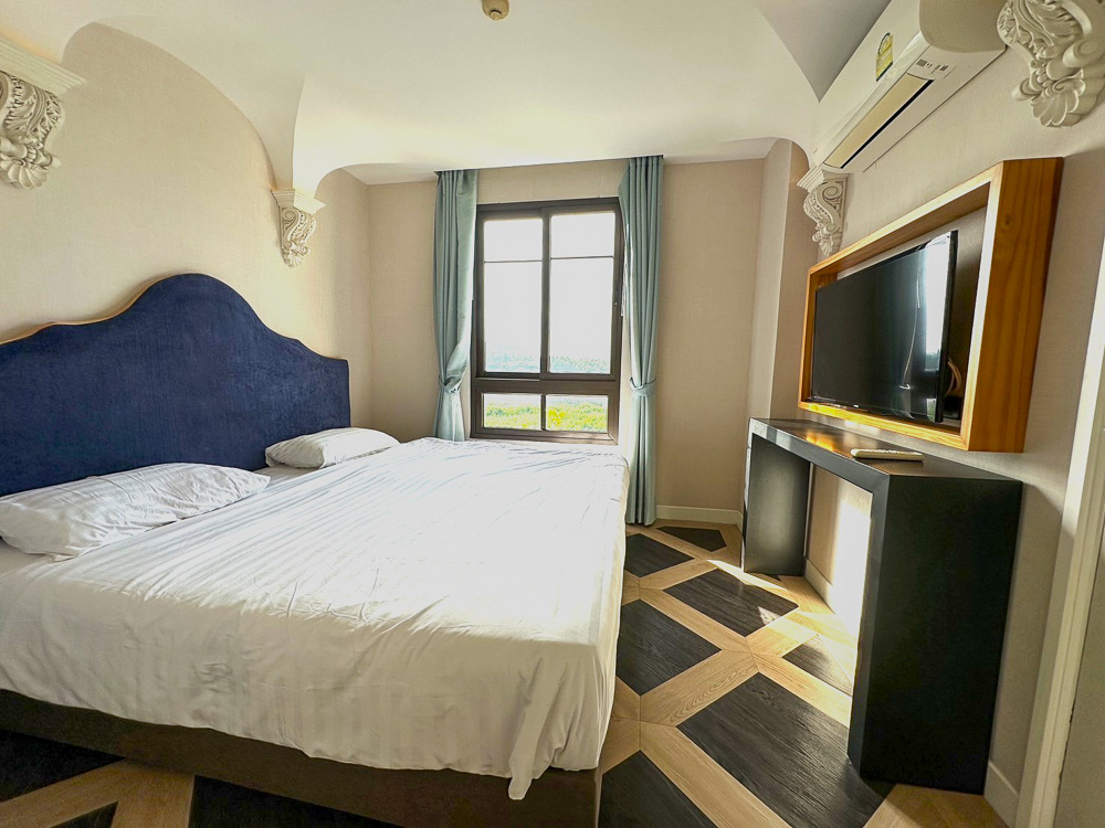 Condo for Sale at Espana Condo Resort-10