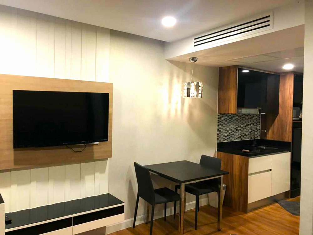 Ground-Floor Studio Condo for Rent-2