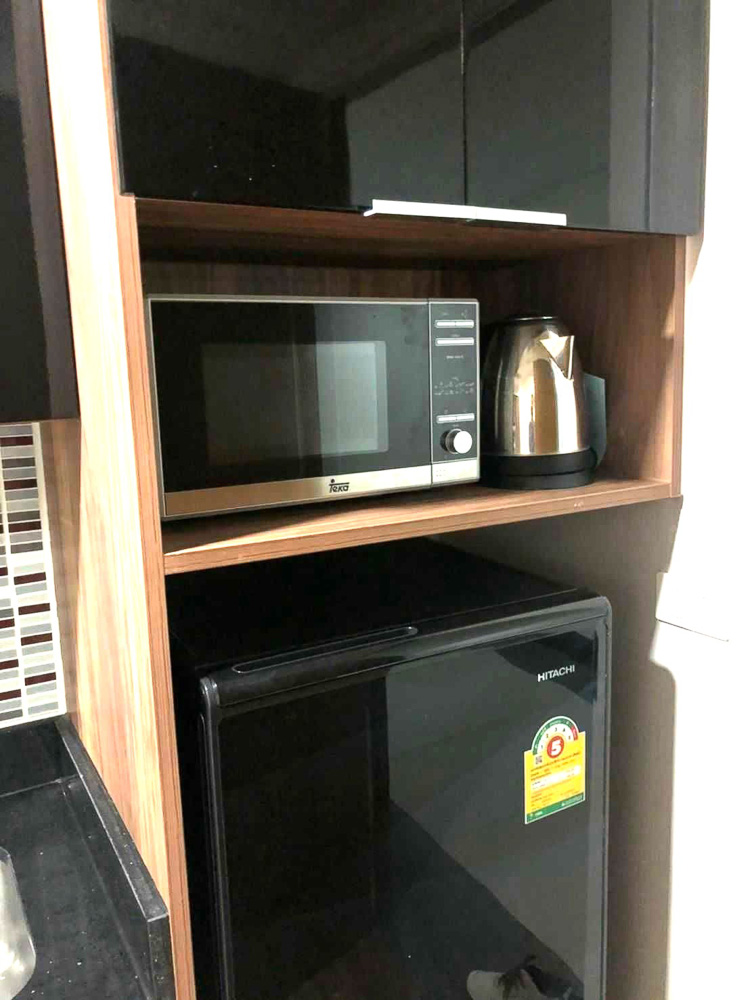 Ground-Floor Studio Condo for Rent-3