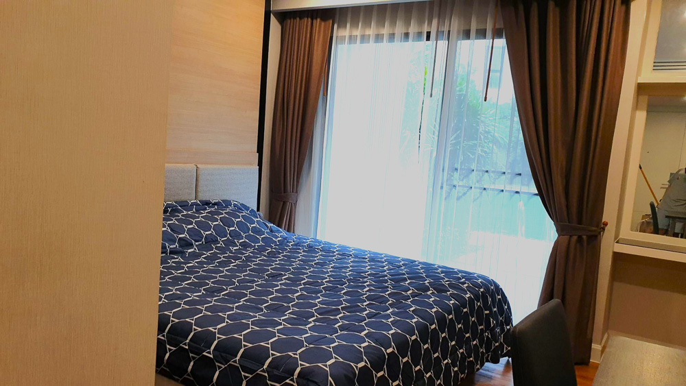 Ground-Floor Studio Condo for Rent-5