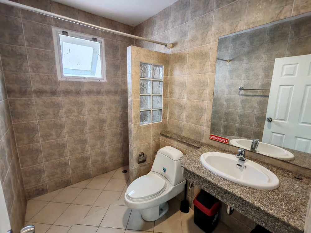 House for Rent on Jomtien Second Road-1