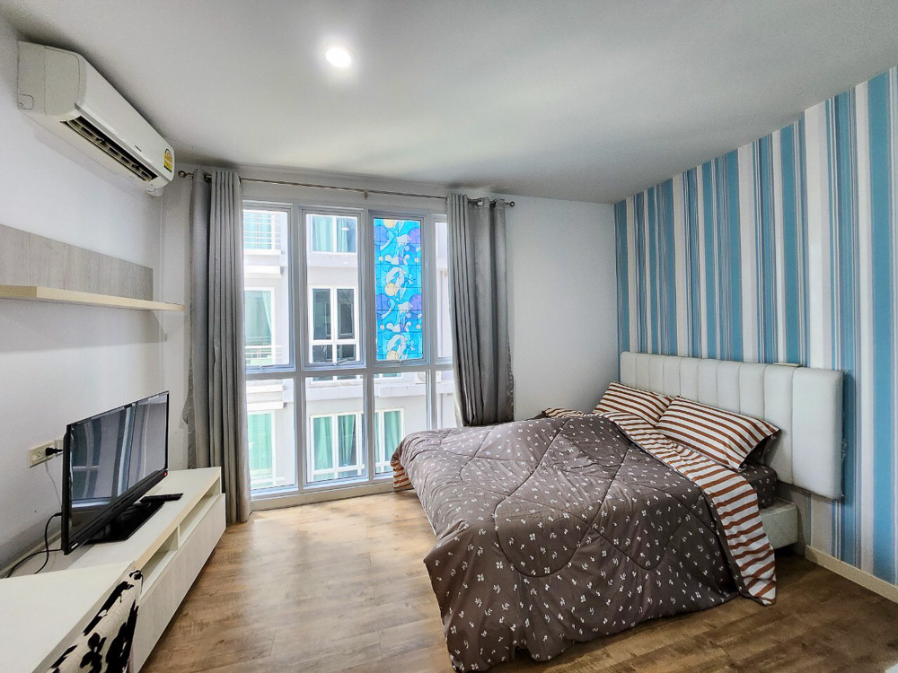 Studio Condo for Rent-1