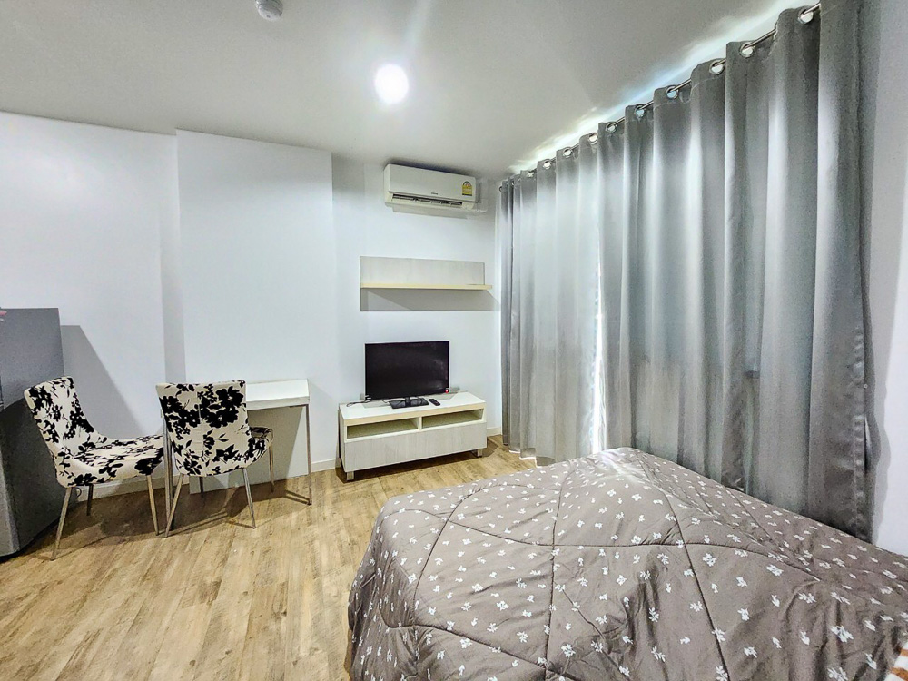 Studio Condo for Rent-5