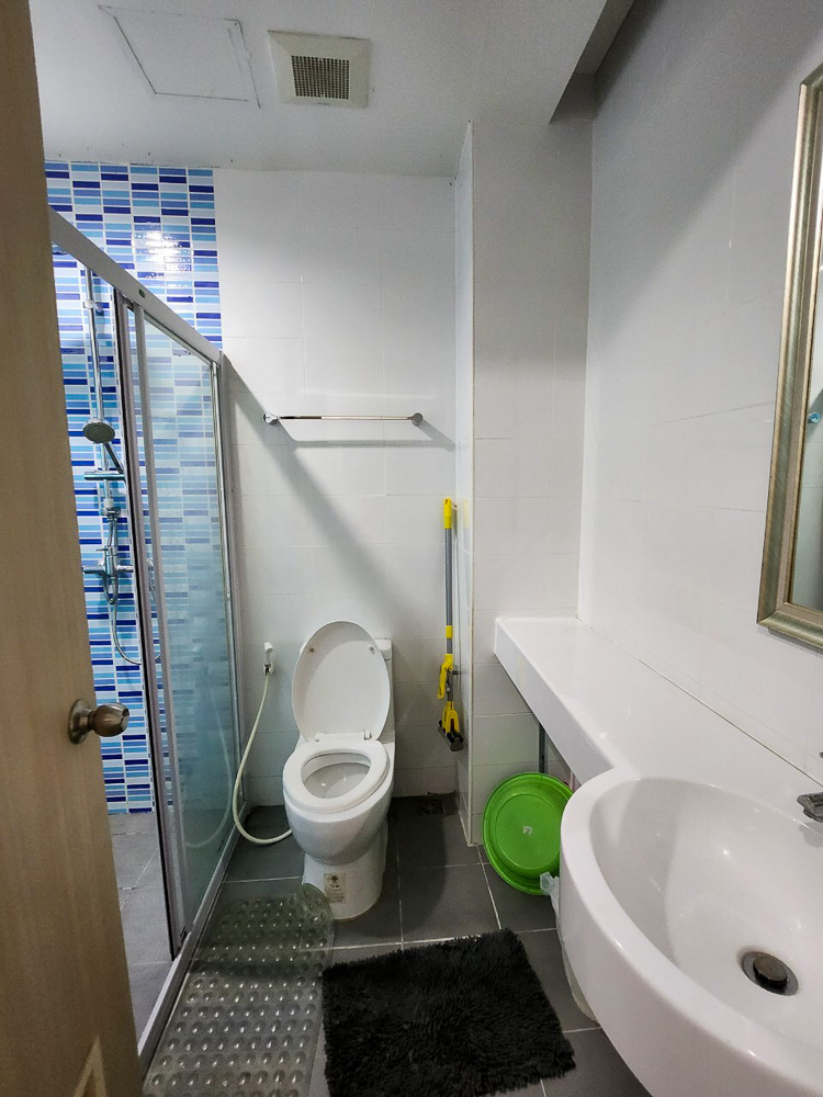 Studio Condo for Rent-7