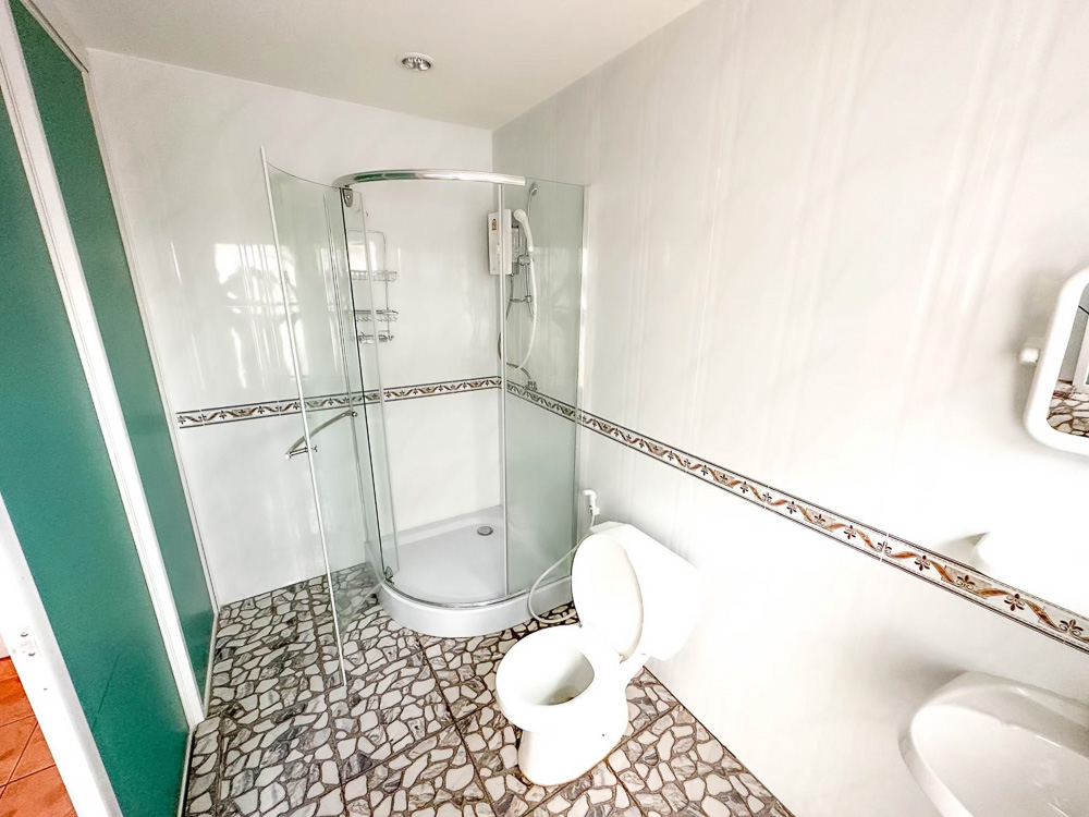 Villa for Rent in Central Pattaya-13