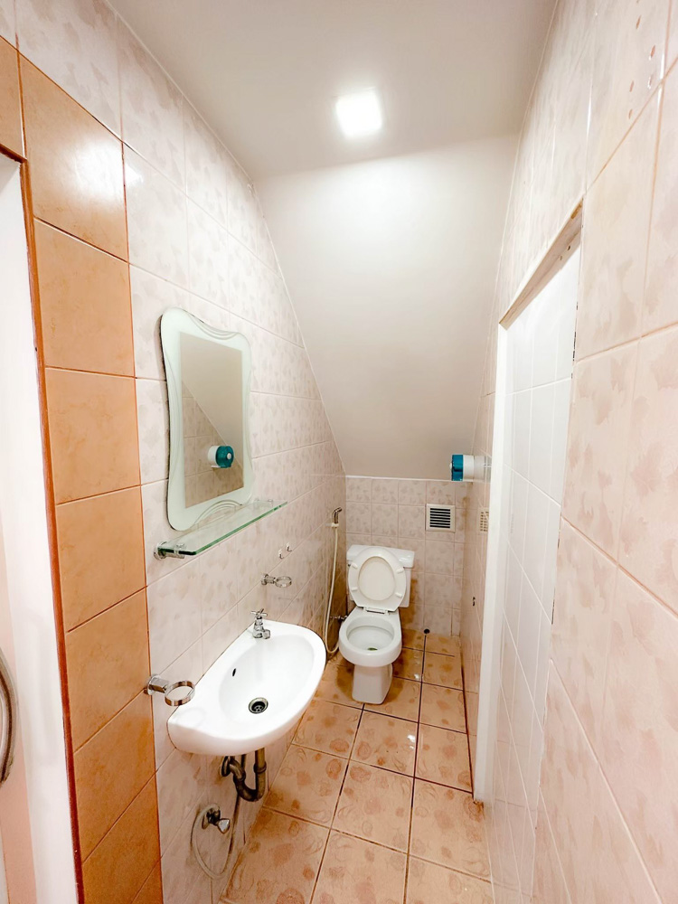 Villa for Rent in Central Pattaya-4