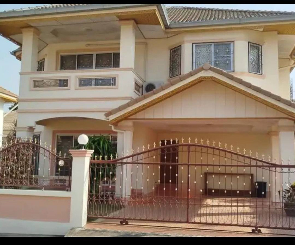 Villa for Sale in Boon Samphan-3