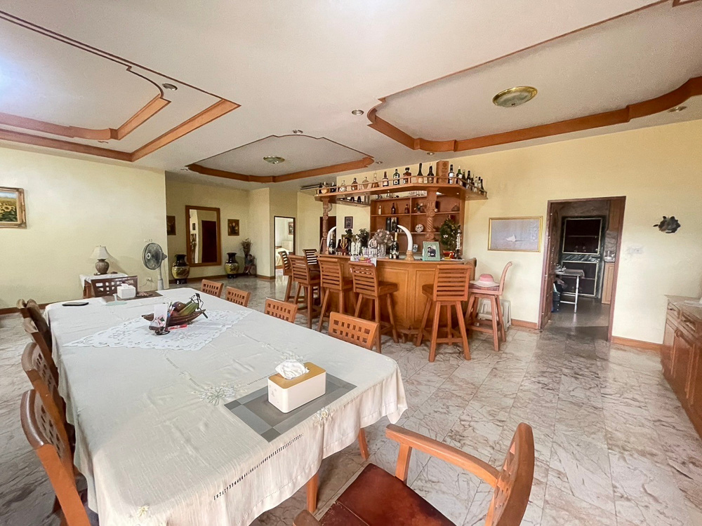 Villa for Sale in Pong, East Pattaya-8