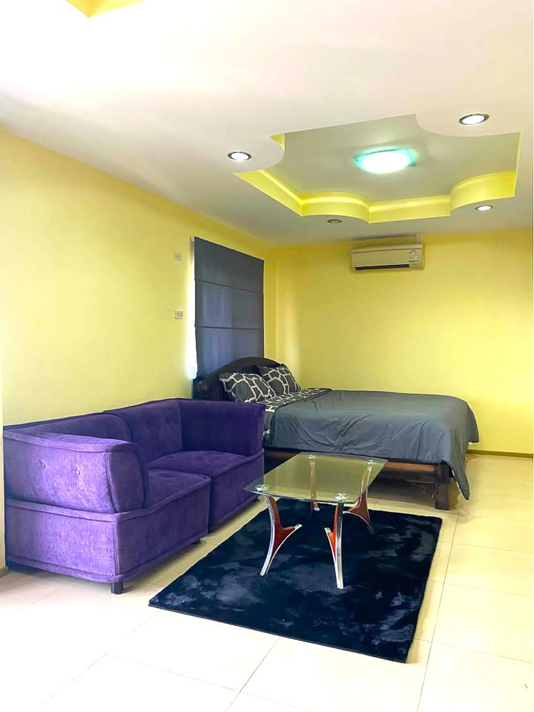 Villa for Sale on Pornprapanimit-9