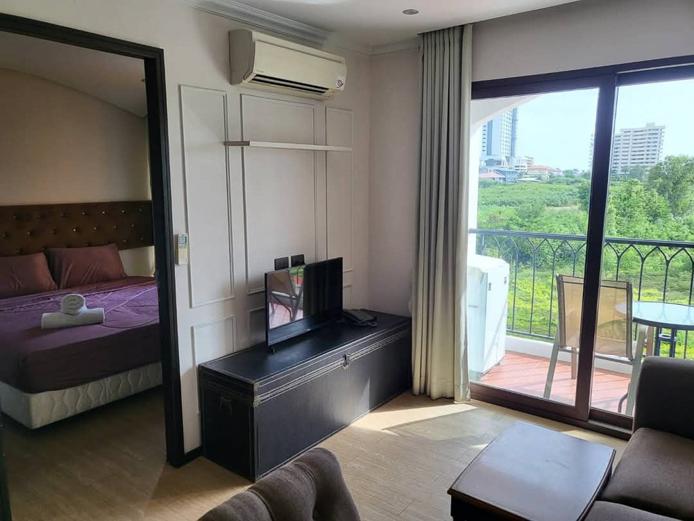 Condo for Rent at Venetian Signature-2